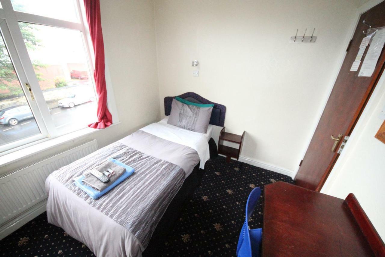 Avalon Guest House 利兹 外观 照片
