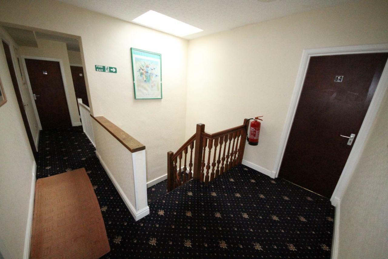 Avalon Guest House 利兹 外观 照片